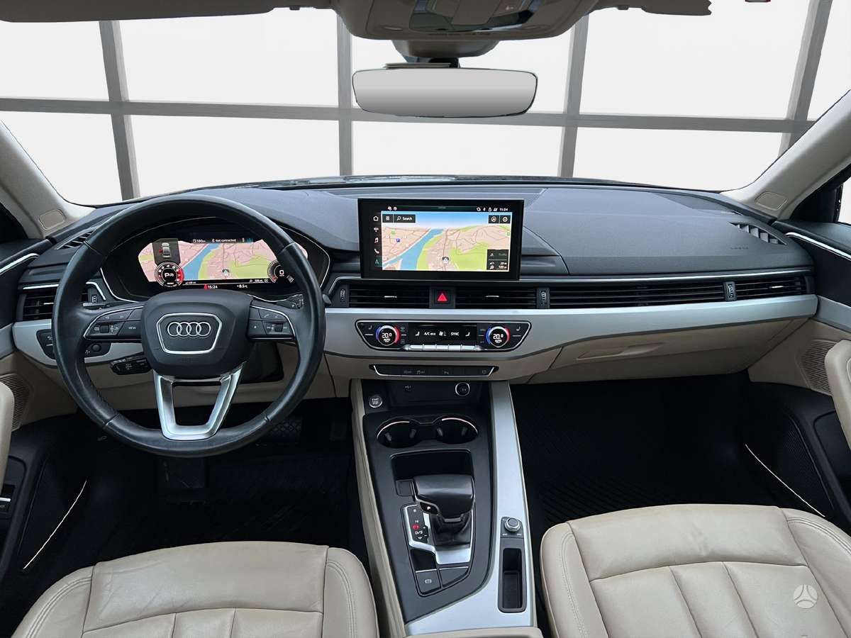 Audi A4, 2.0 l., Седан