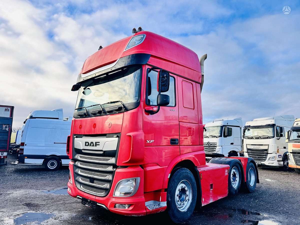 DAF XF 530 6x2 Super Space Cab su Hidra, double sleeper