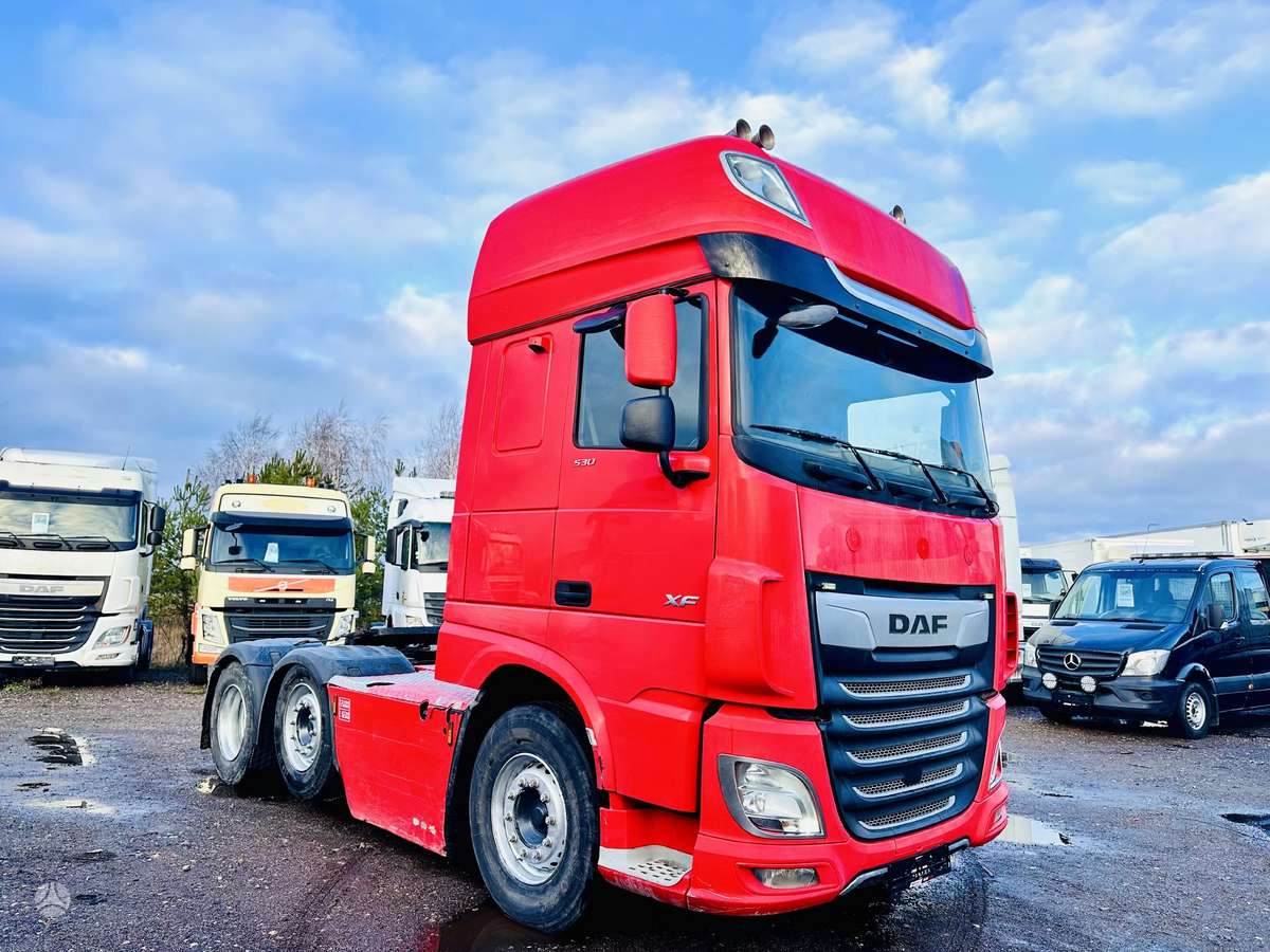 DAF XF 530 6x2 Super Space Cab su Hidra, double sleeper