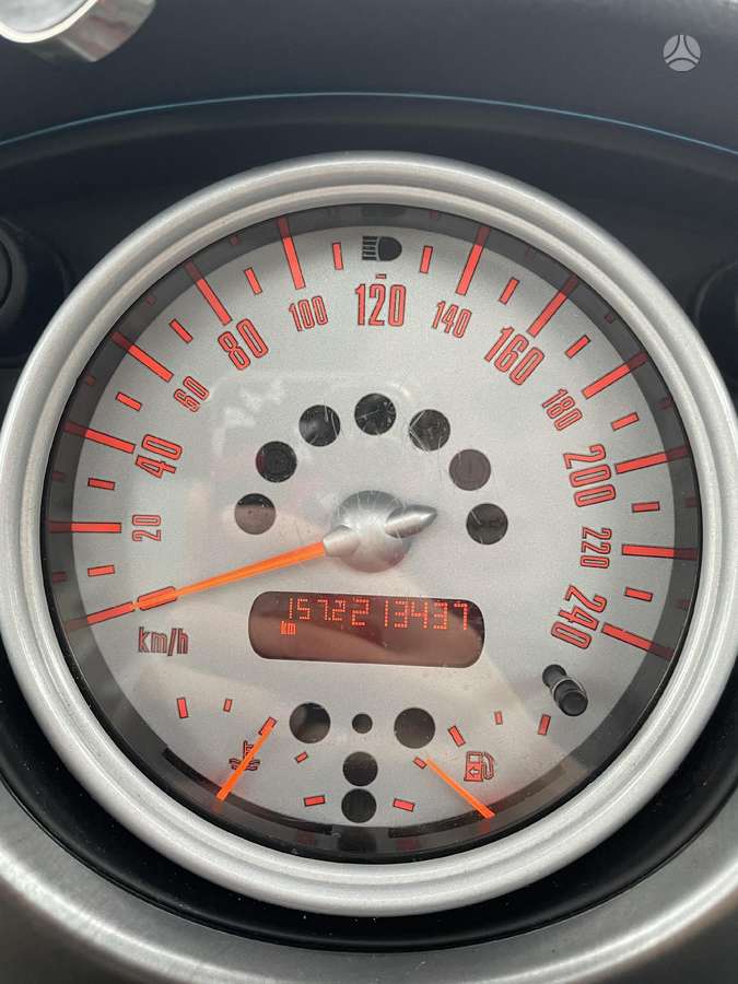 Mini Cooper, 1.6 l., hatchback