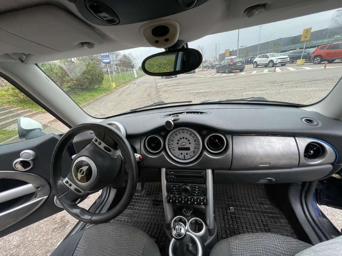 Mini Cooper, 1.6 l., hatchback