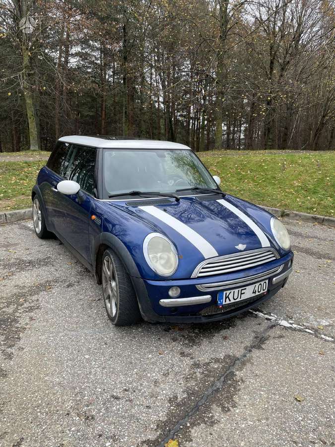 Mini Cooper, 1.6 l., hatchback