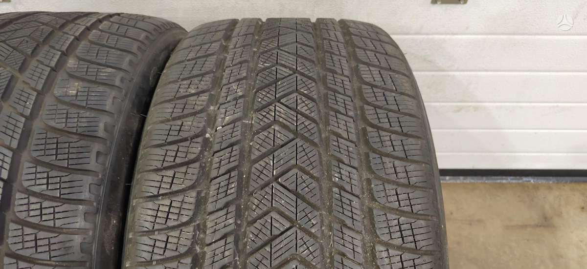 Pirelli Scorpion winter, winter 315/40 R21