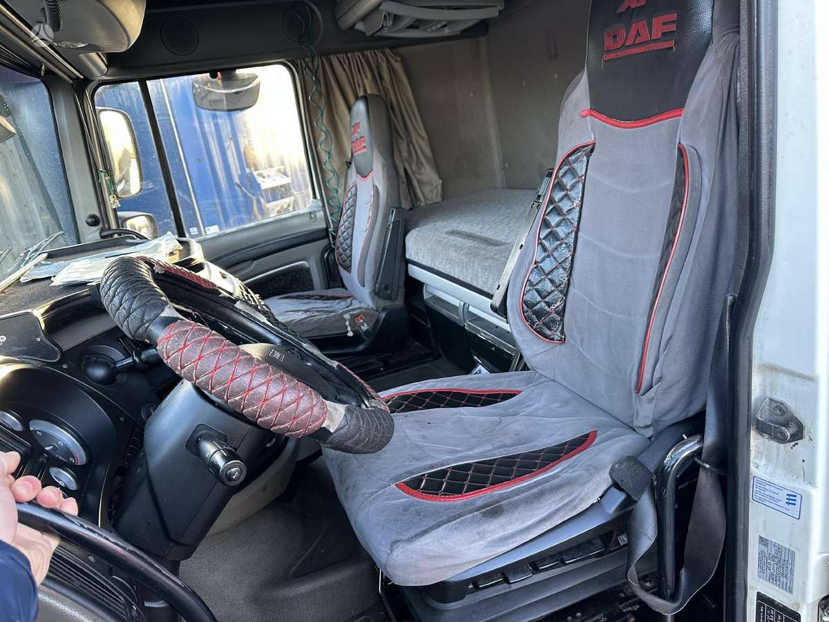 DAF XF 104.460, 2 miegamosios vietos