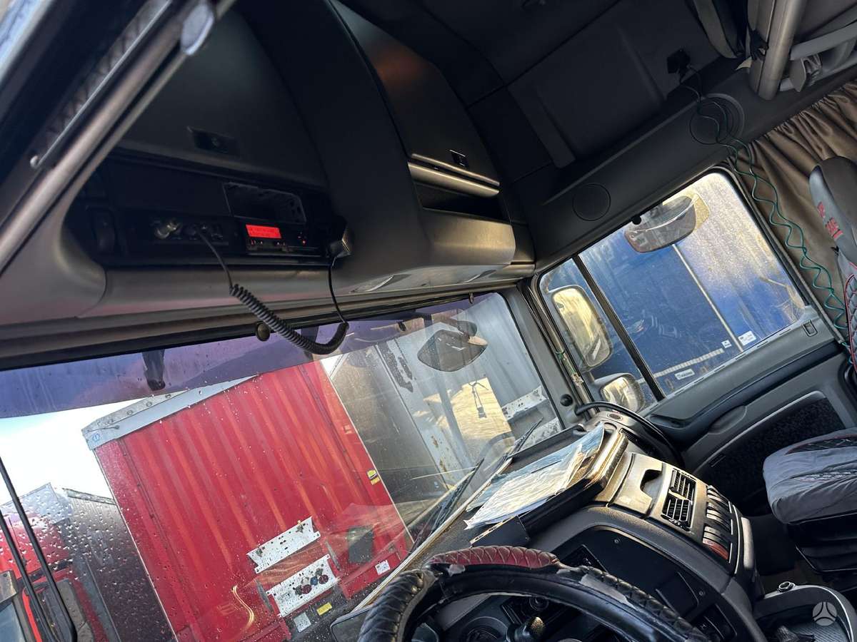 DAF XF 104.460, 2 miegamosios vietos