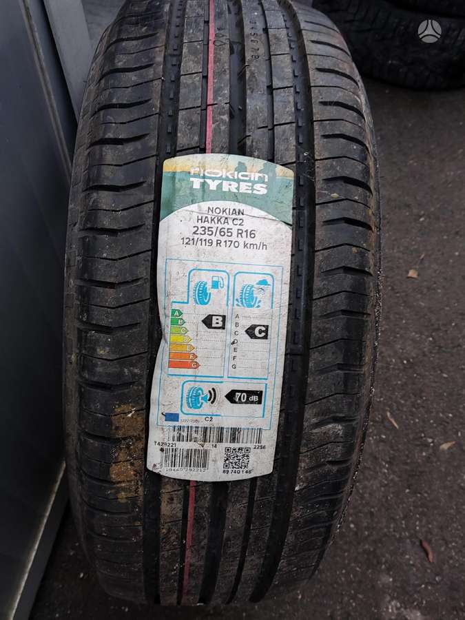Continental Michelin, summer 235/65 R16