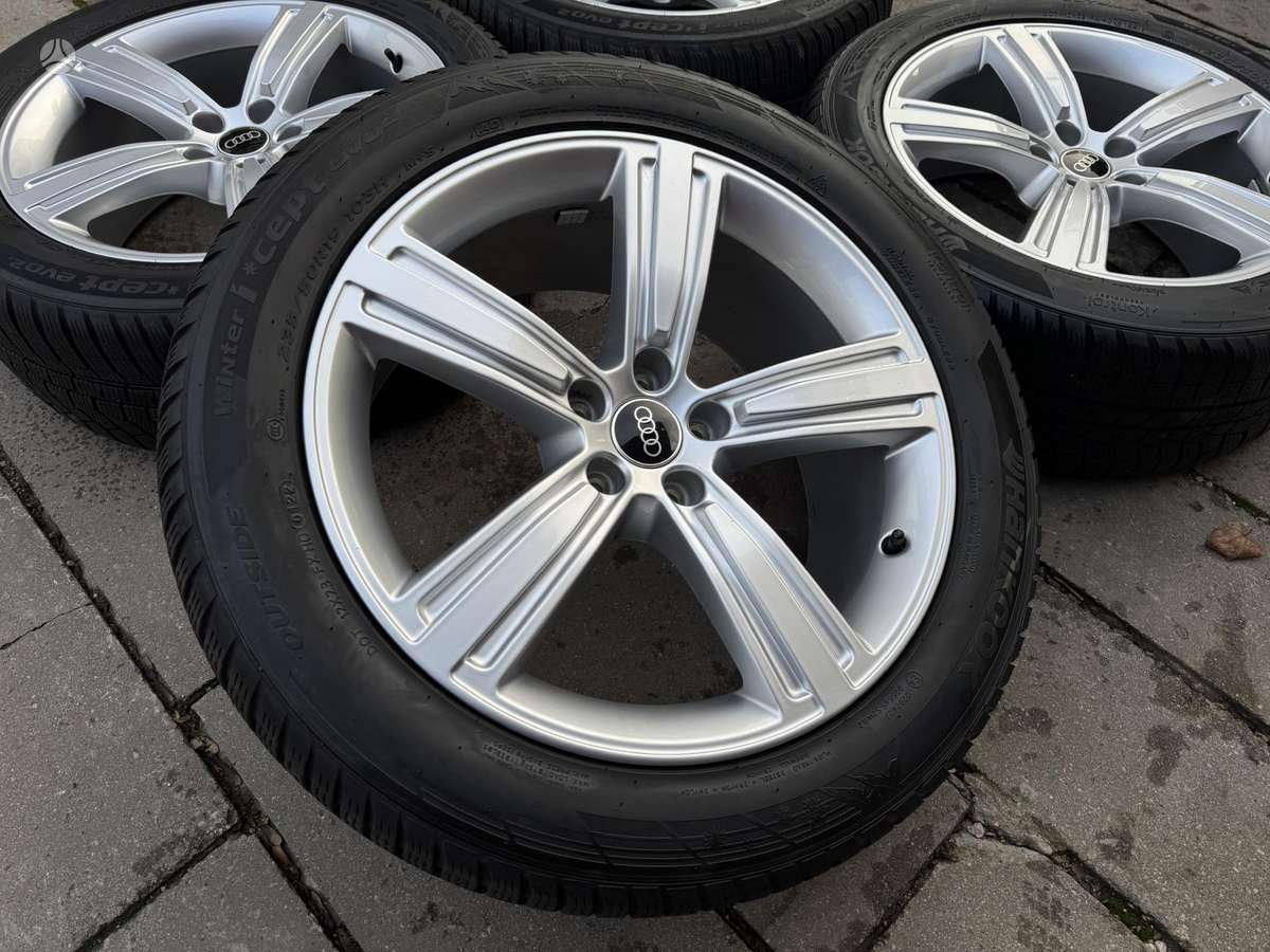 Audi A8 D5, light alloy, R19