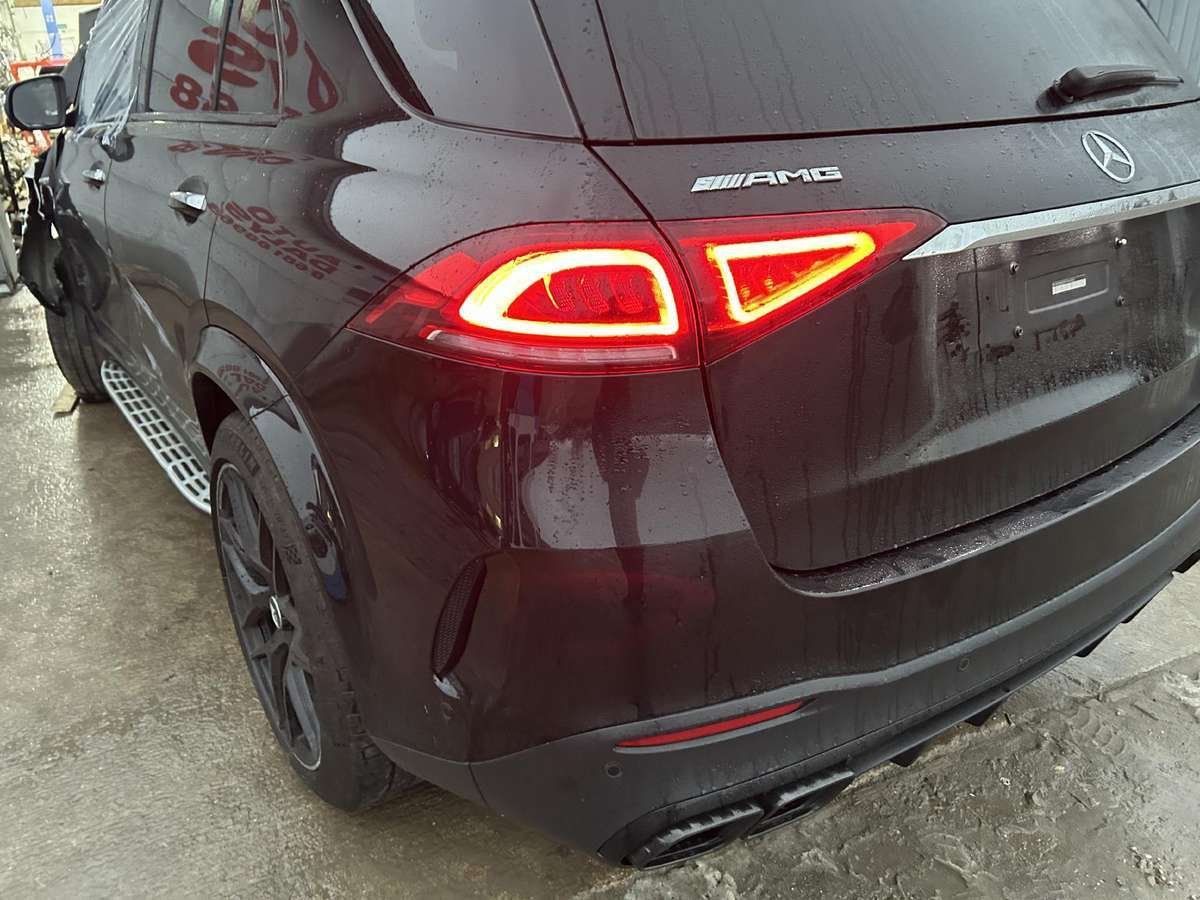 Mercedes-Benz GLE63 AMG
