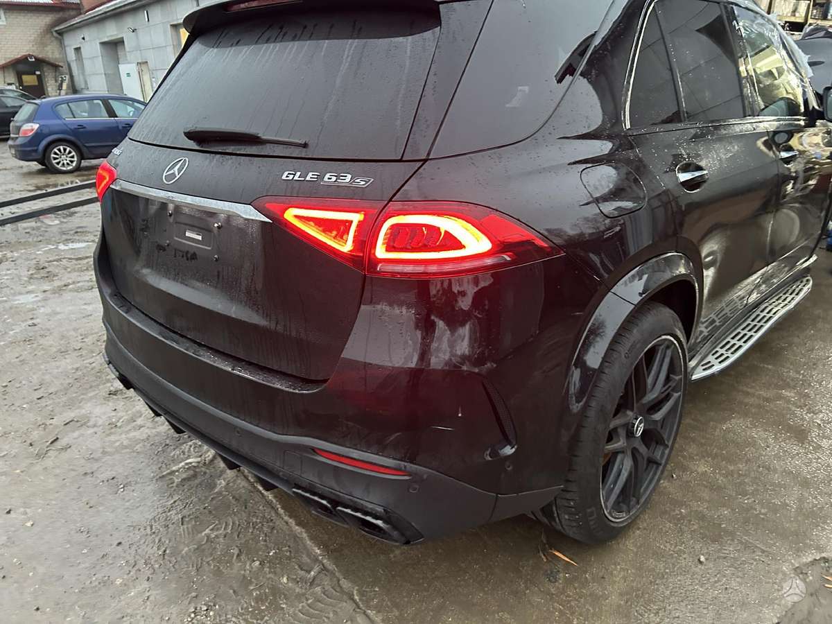 Mercedes-Benz GLE63 AMG