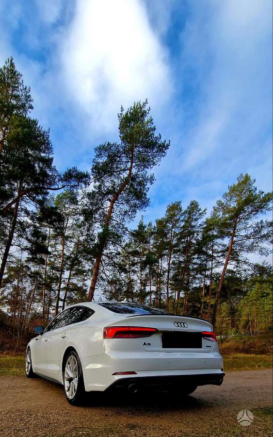 Audi A5, 2.0 l., hatchback