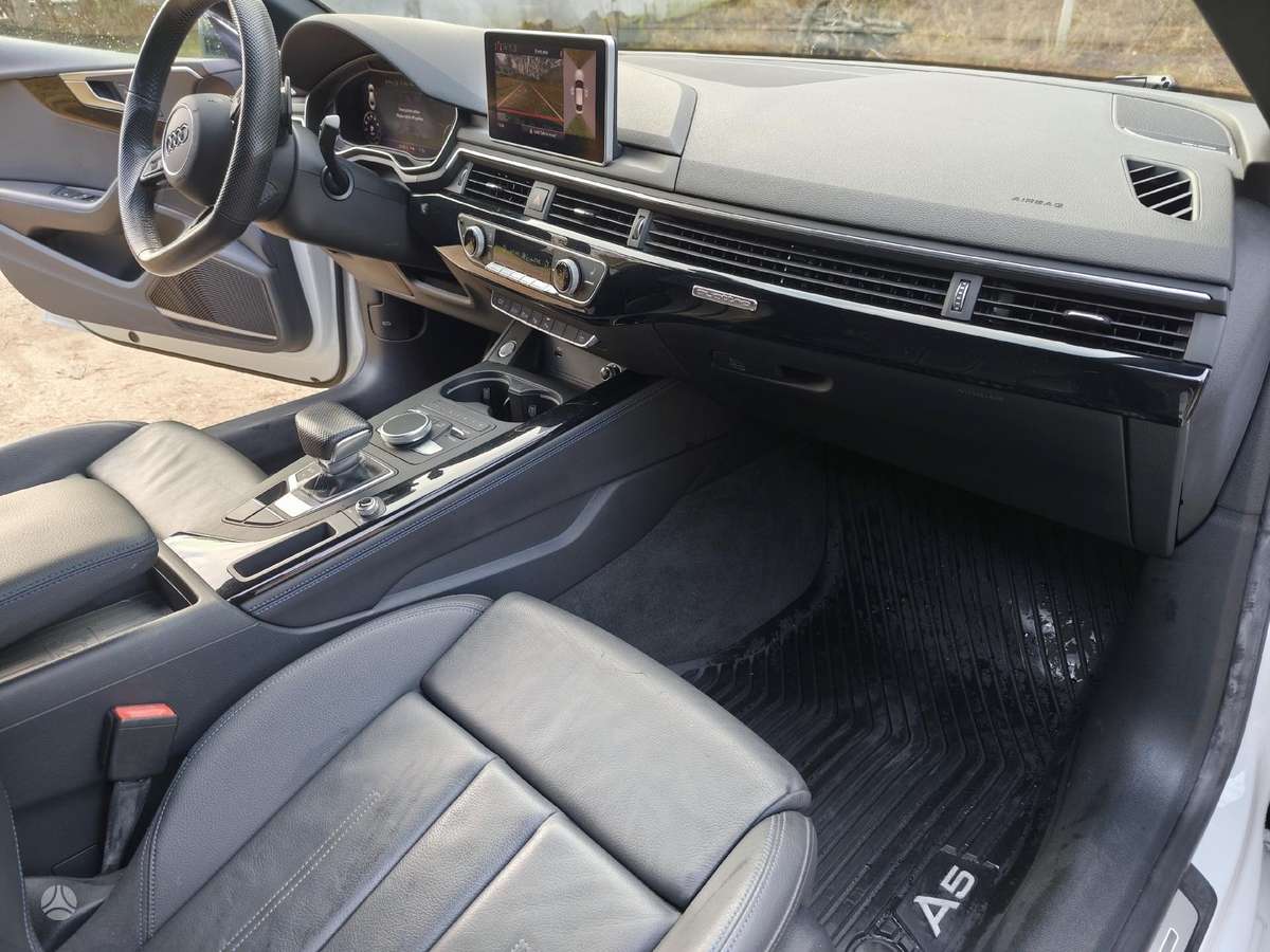 Audi A5, 2.0 l., hatchback