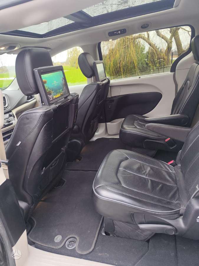 Chrysler Pacifica, 3.6 l., Минивэн