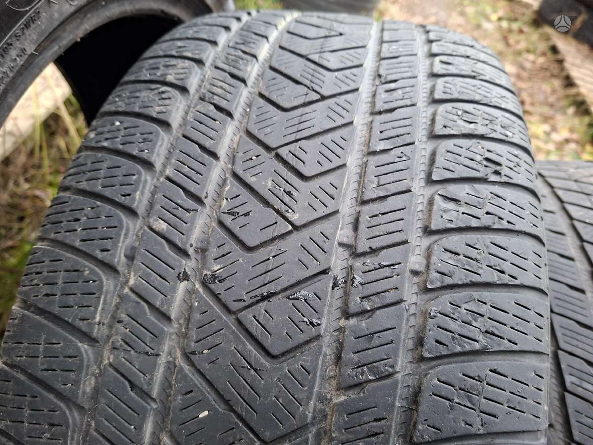 Pirelli, winter 275/40 R21