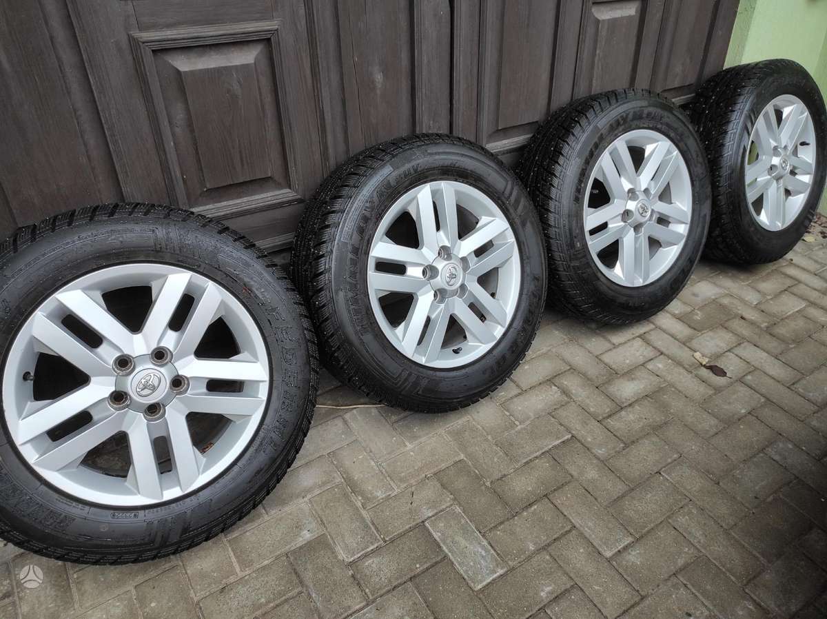 Toyota, lengvojo lydinio, R17