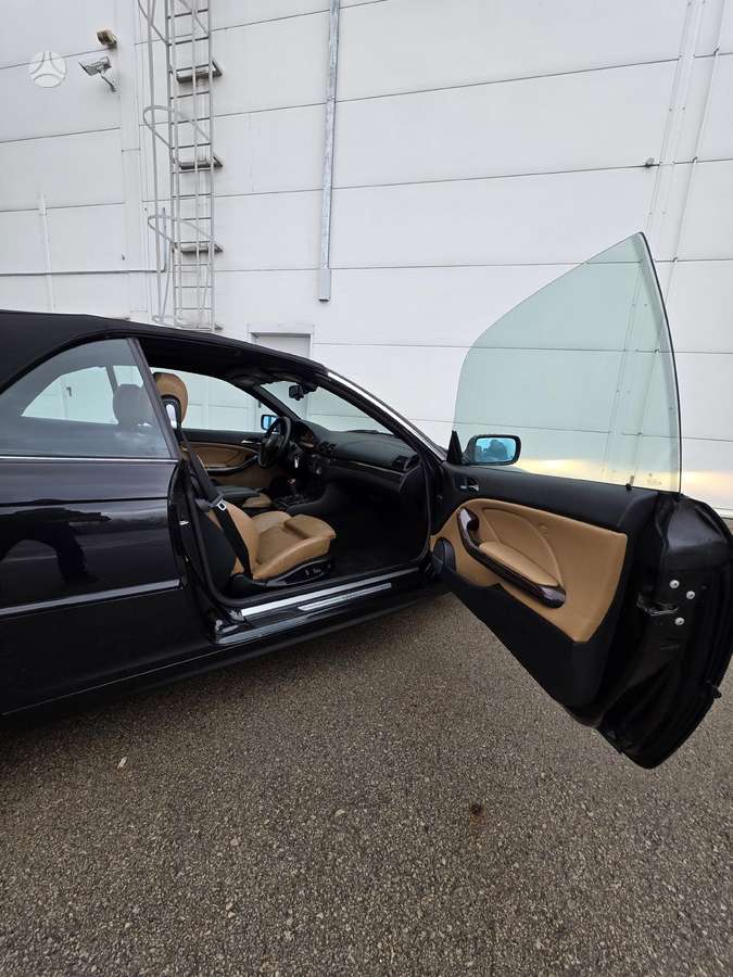 BMW 330, 3.0 l., convertible