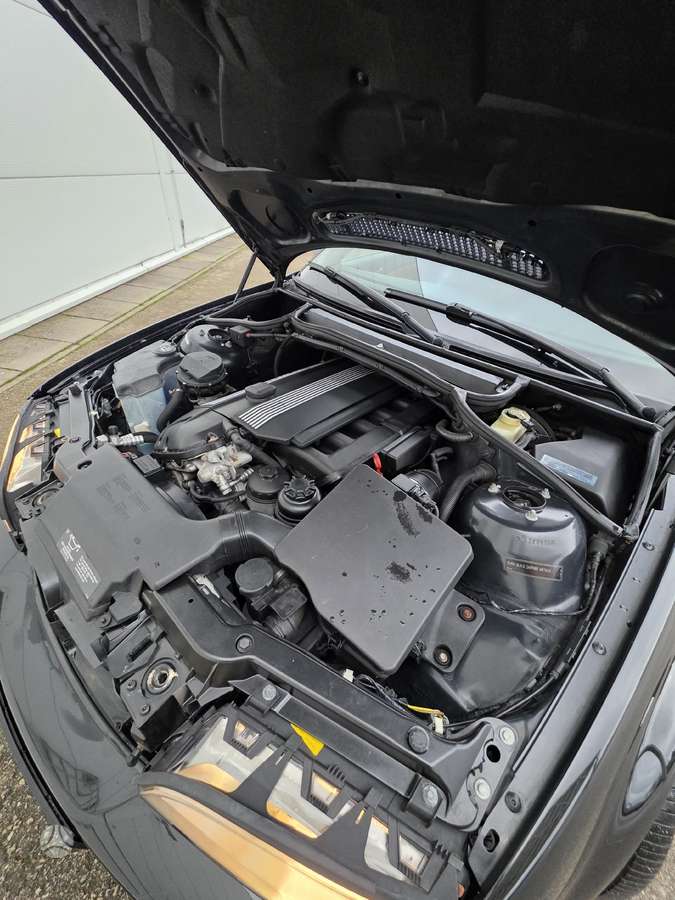 BMW 330, 3.0 l., convertible