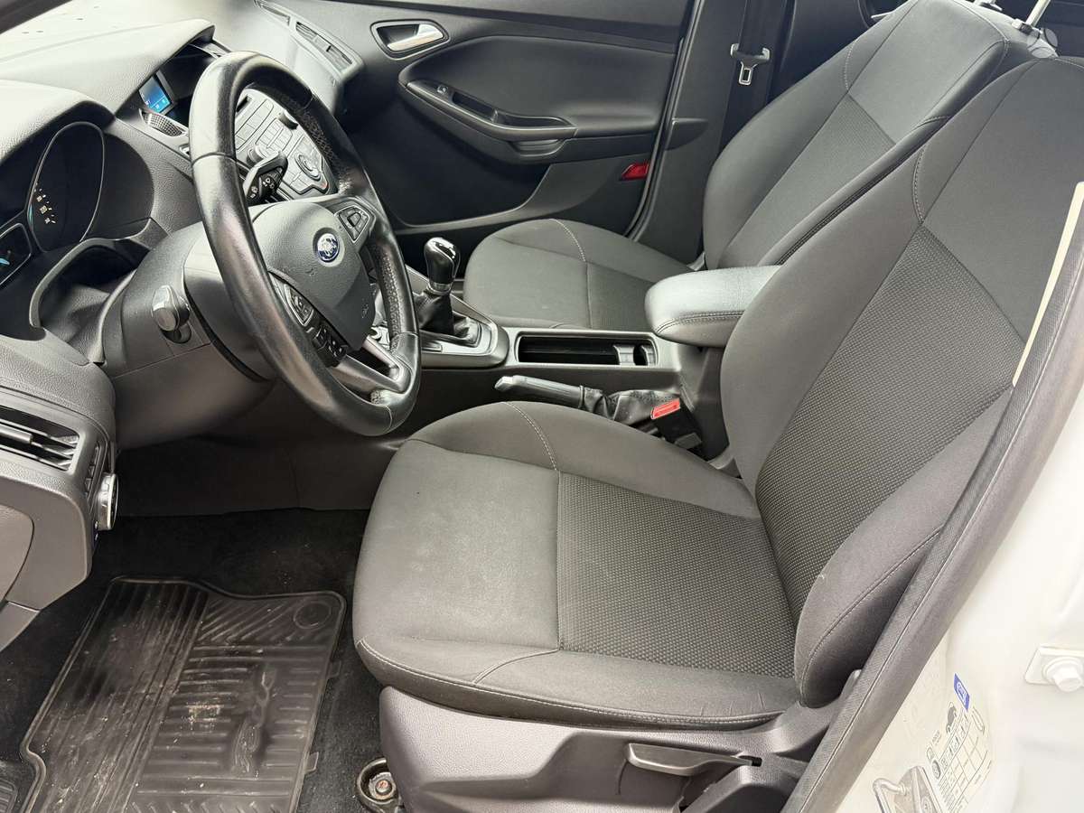 Ford Focus, 1.0 l., Седан