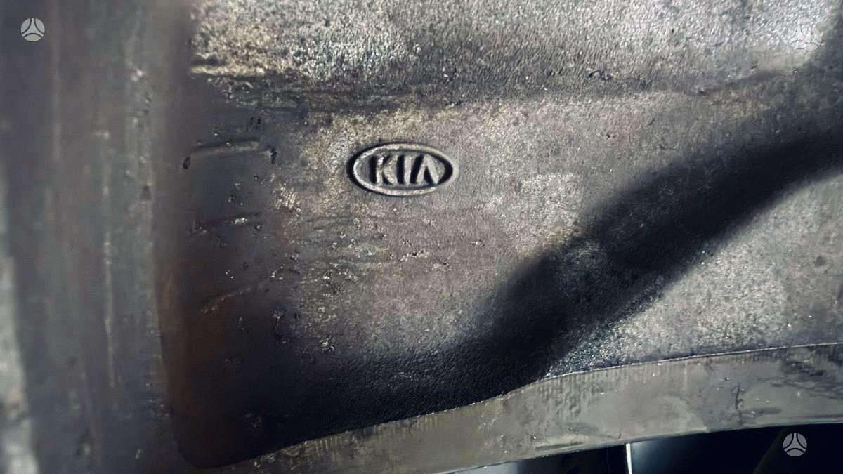 KIA 2022m VASARINIS KOMPL., lengvojo lydinio, R19