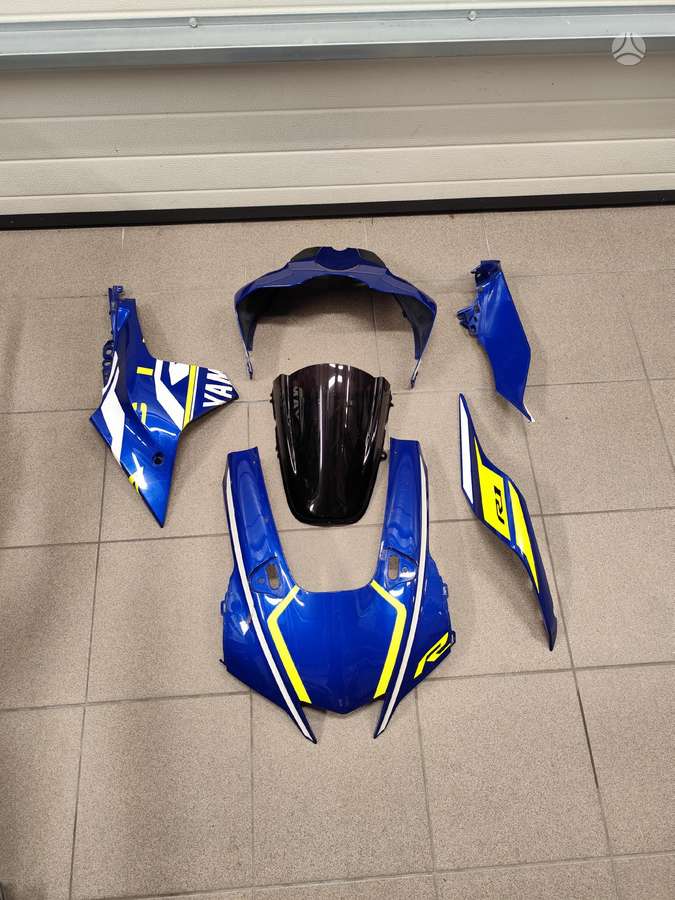 Yamaha R1, sportiniai / superbikes