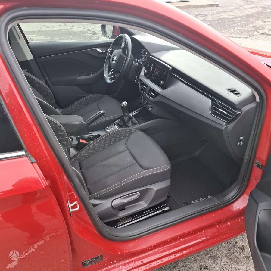Škoda Scala - 10