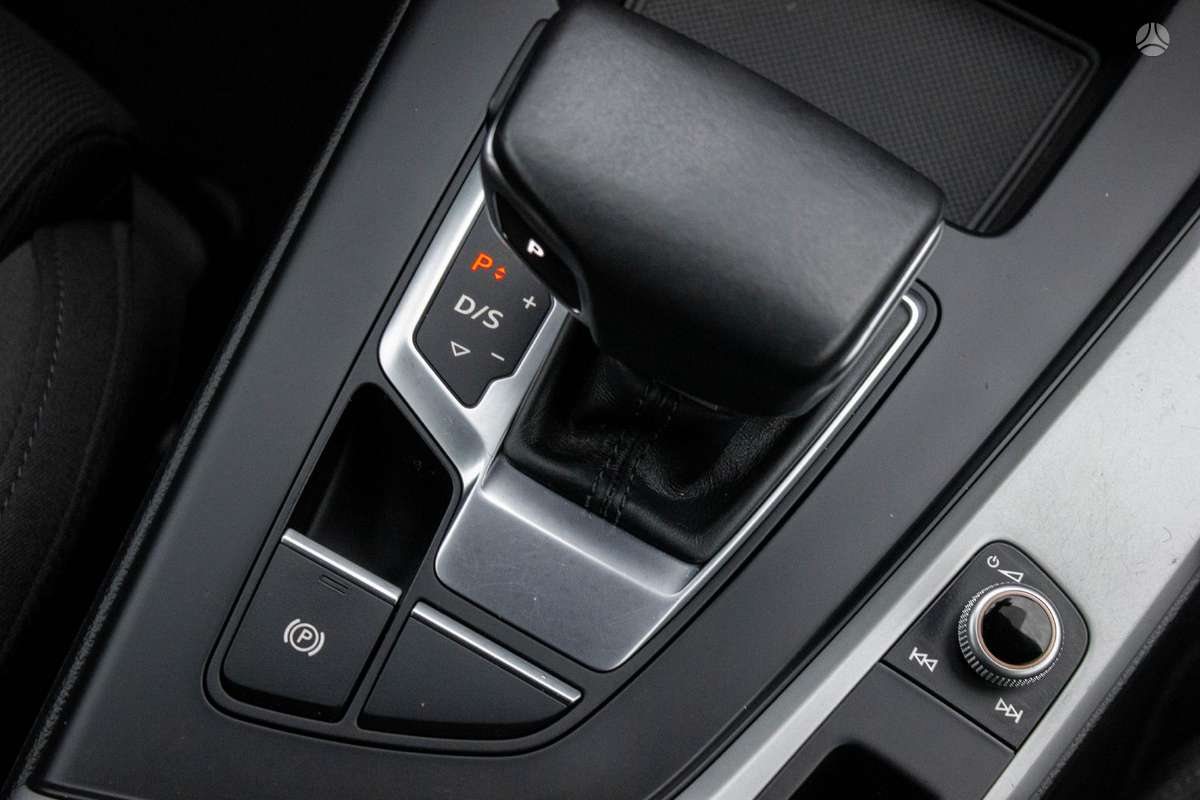 Audi A4, 2.0 l., Универсал