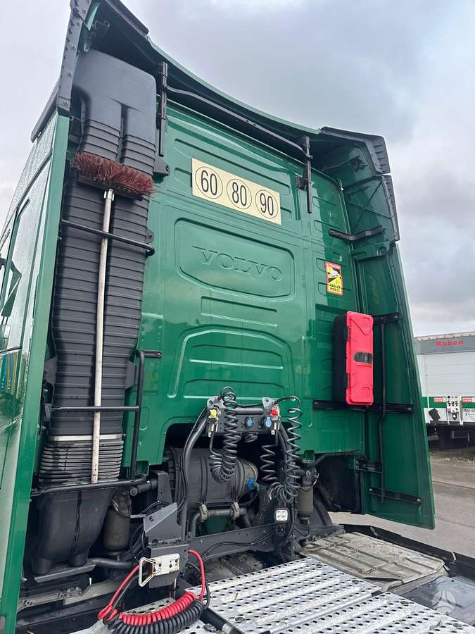 Volvo FH 500, single sleeper