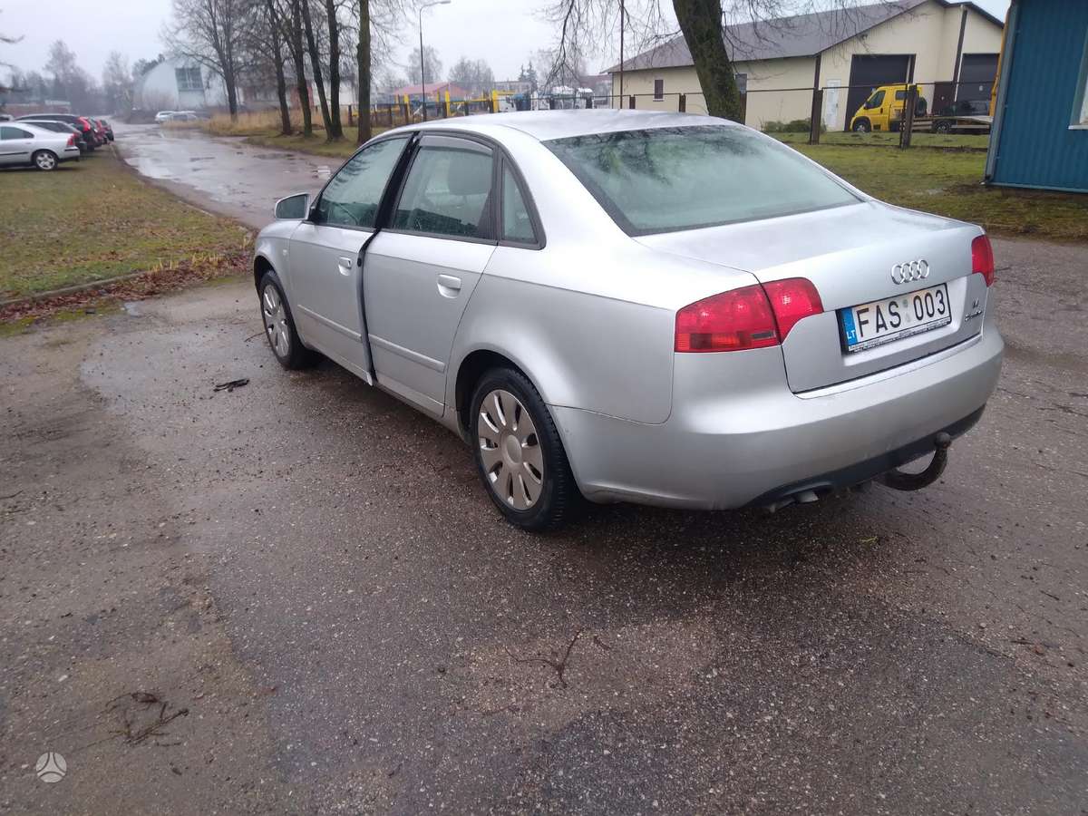Audi A4, 2.0 l., saloon / sedan