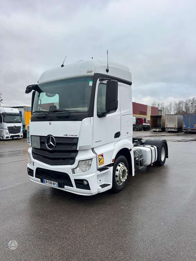 Mercedes-Benz Actros 1843, single sleeper