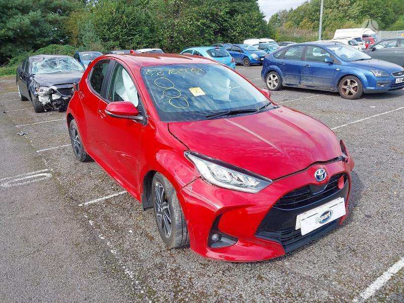 Toyota Yaris for parts