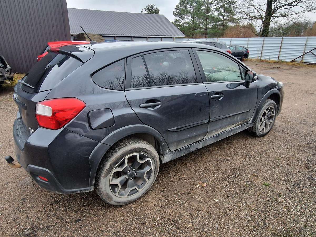Subaru XV по частям
