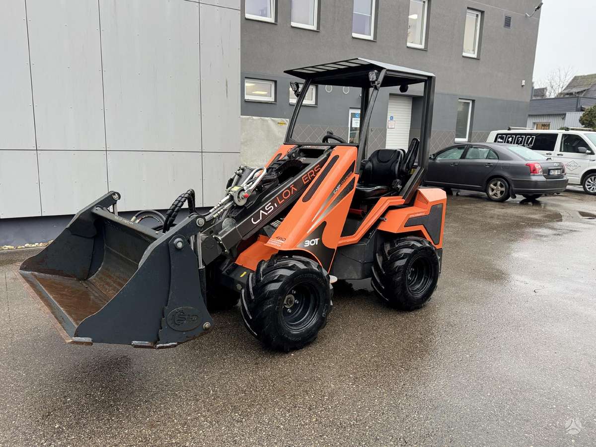 CASTLOADERS T30, mini loaders