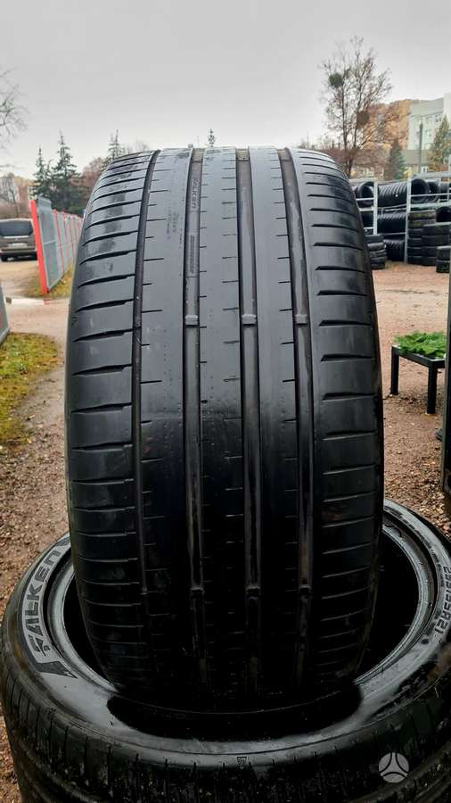 Falken, summer 295/35 R21