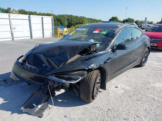 Tesla Model 3 rezerves daļās