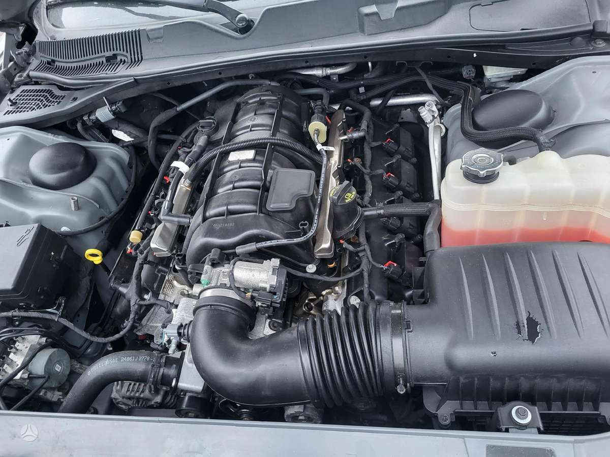Dodge Challenger for parts