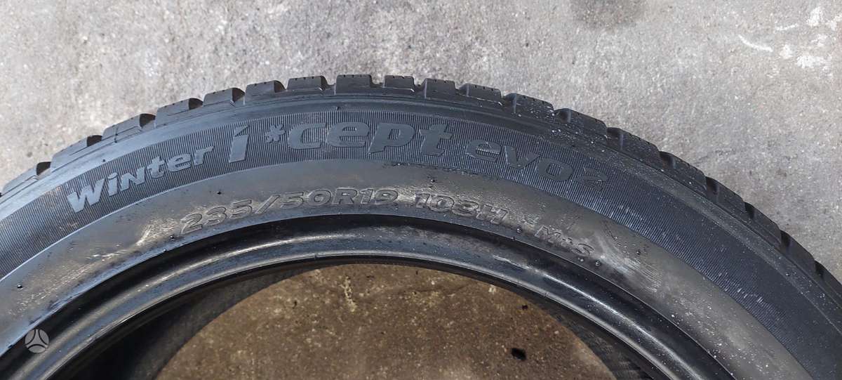 Hankook, žieminės 235/50 R19