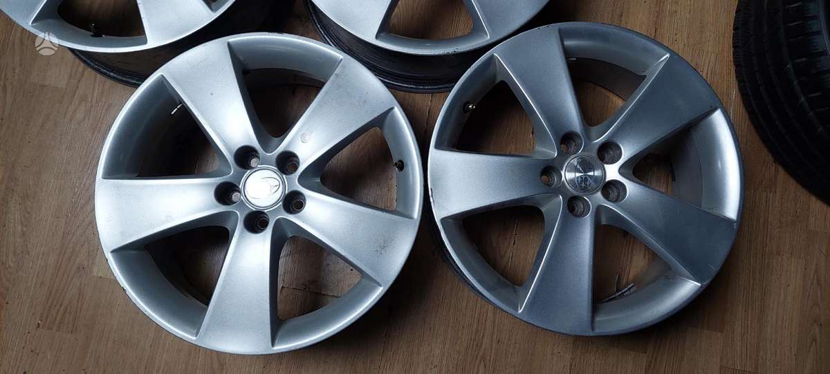 Subaru, lengvojo lydinio, R17