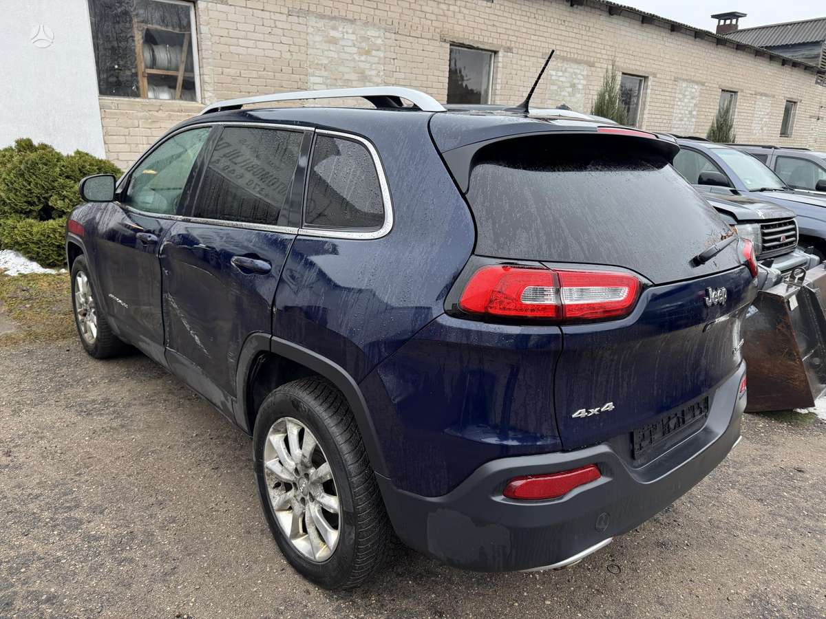Jeep Cherokee Spalva pbu
