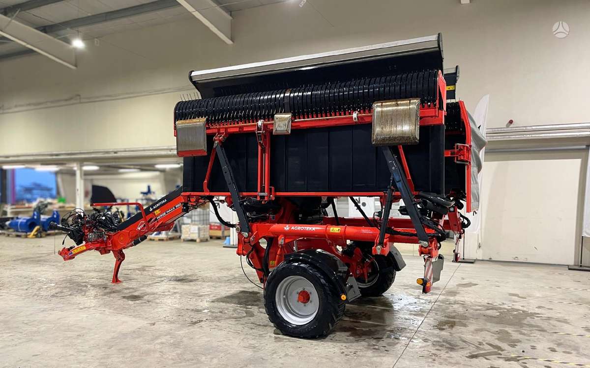 Kuhn Grėblys Merge Maxx 950, pašarų ruošimo technika