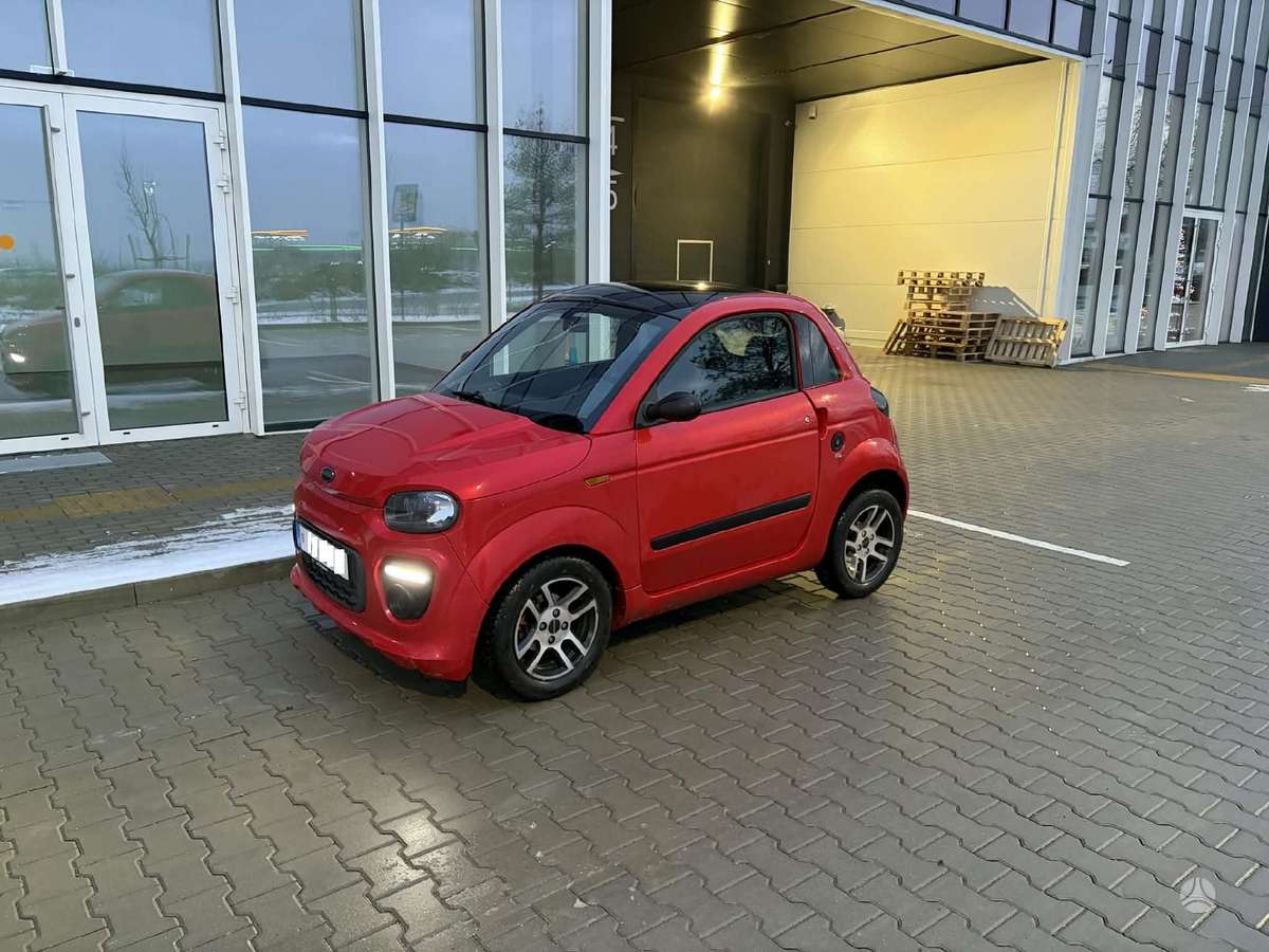Microcar DUE, 0.5 l., Хэтчбек