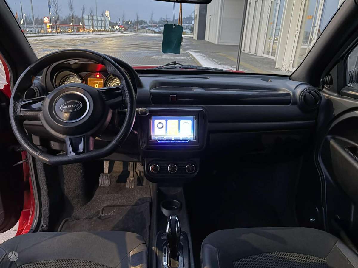 Microcar DUE, 0.5 l., Хэтчбек