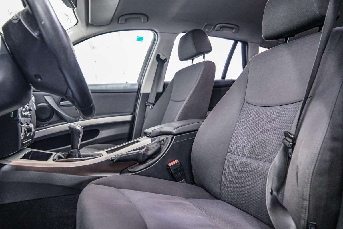 BMW 320, 2.0 l., Универсал