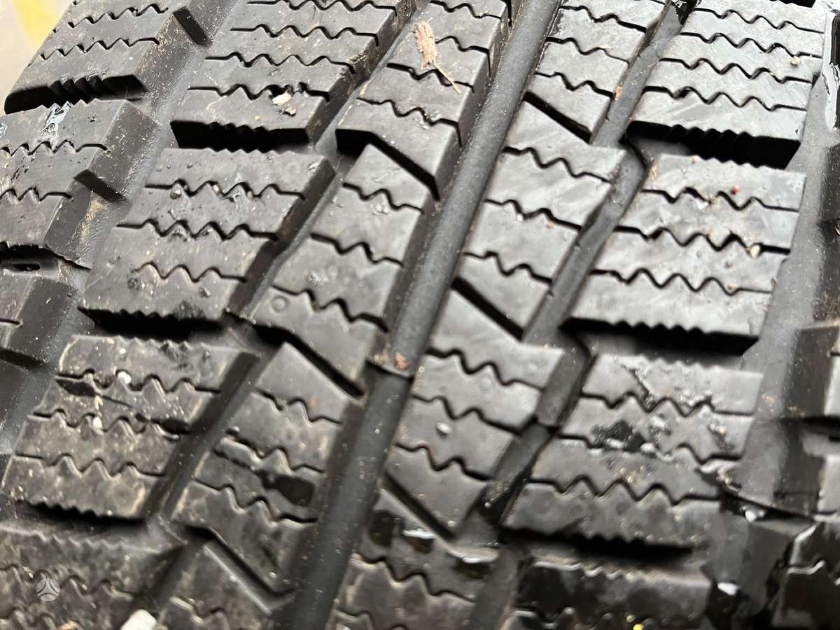 Hankook Winter RW06 8mm, winter 215/60 R17