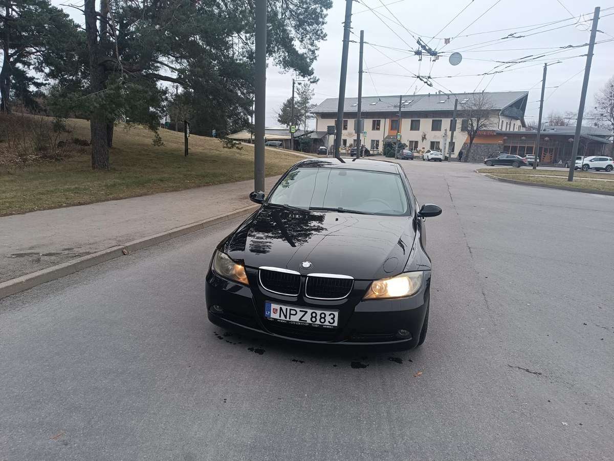 BMW 320, 2.0 l., Седан