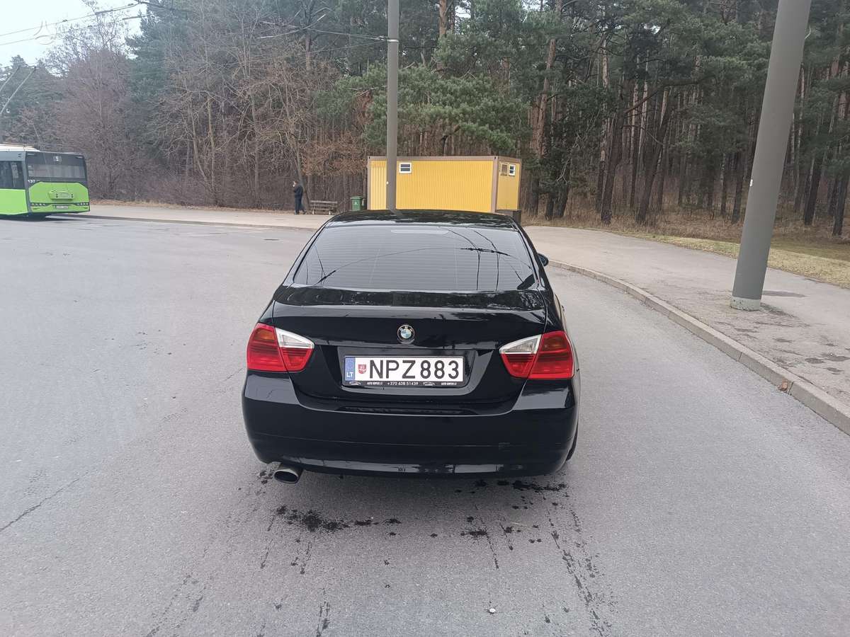 BMW 320, 2.0 l., sedanas