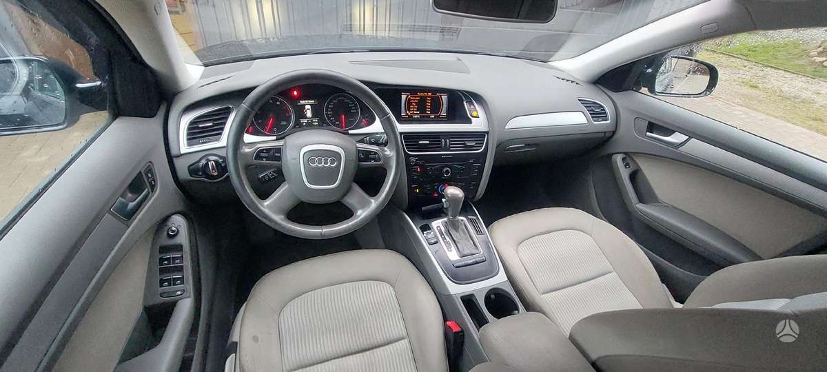 Audi A4, 1.8 l., universalas