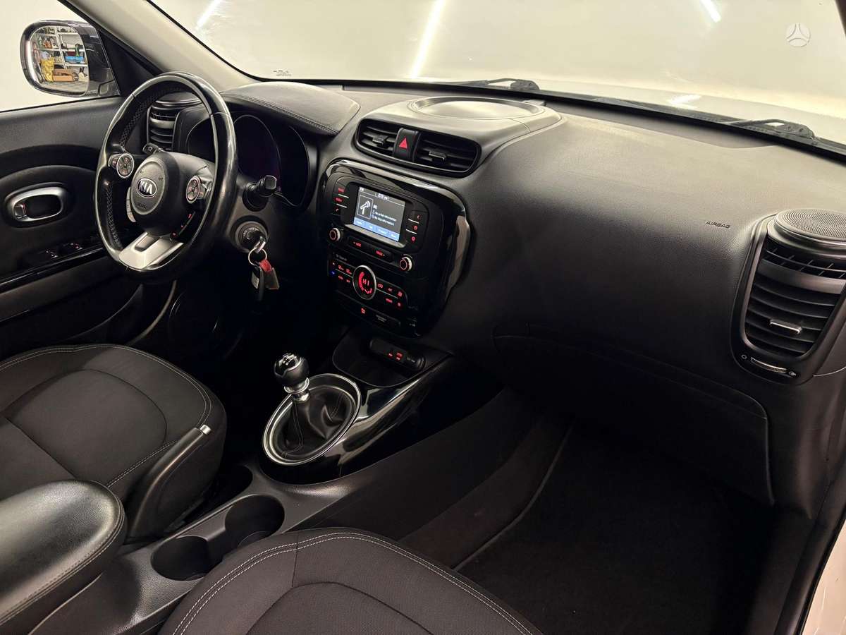 Kia Soul, 1.6 l., hatchback