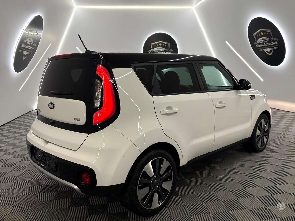 Kia Soul, 1.6 l., hatchback