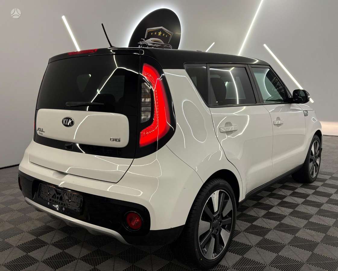 Kia Soul, 1.6 l., hatchback