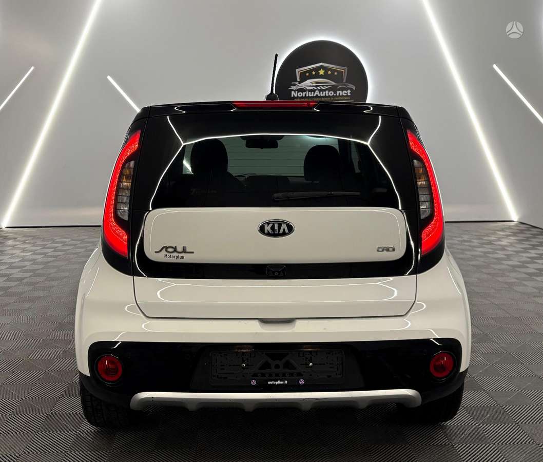 Kia Soul, 1.6 l., hatchback