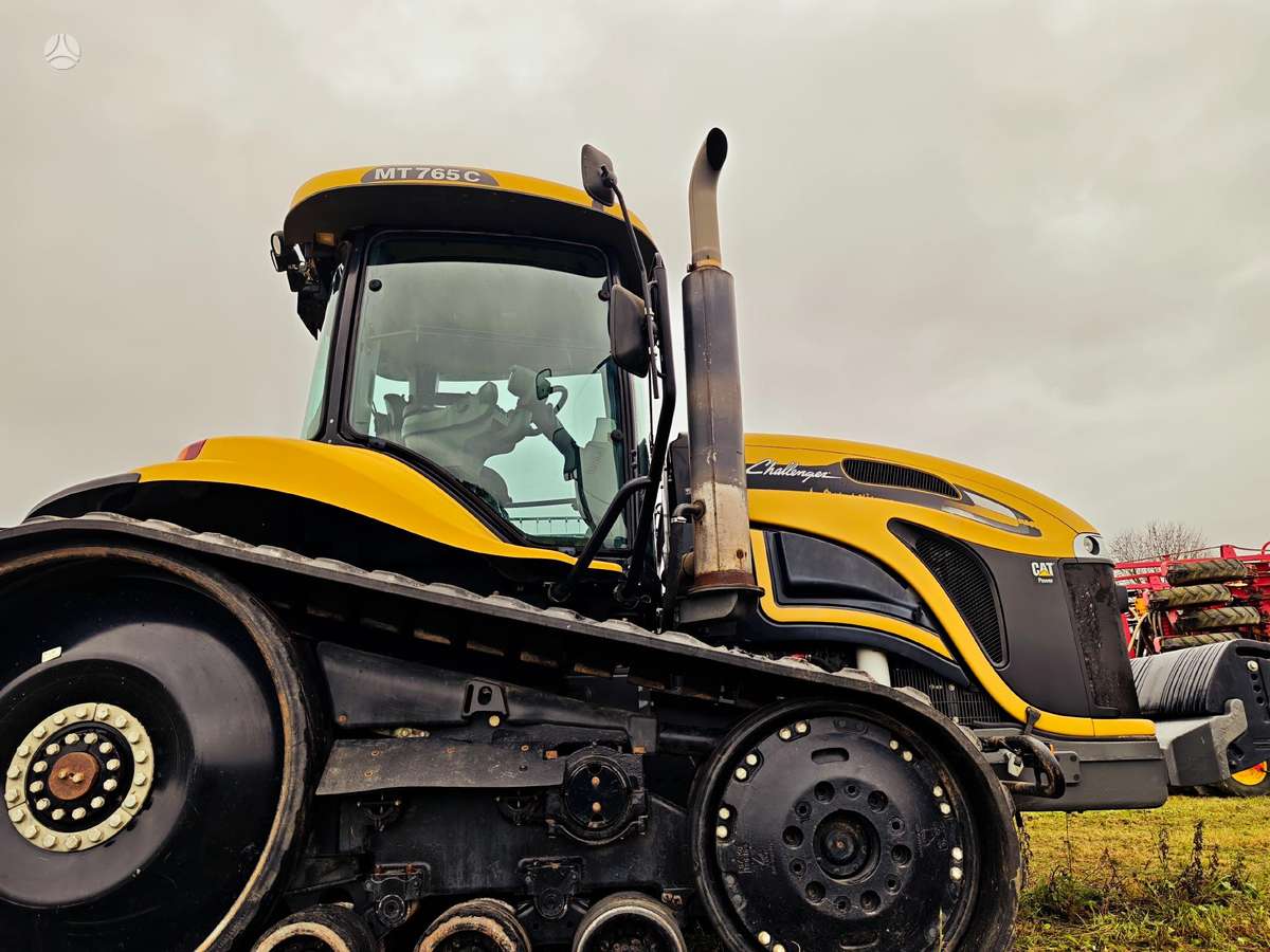 Challenger MTC 765 C, tractors
